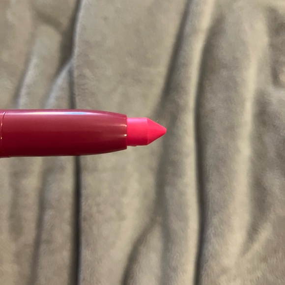 Mary Kay | Makeup | Nib Mary Kay Velvet Lip Crayon In Visionary Pink ...